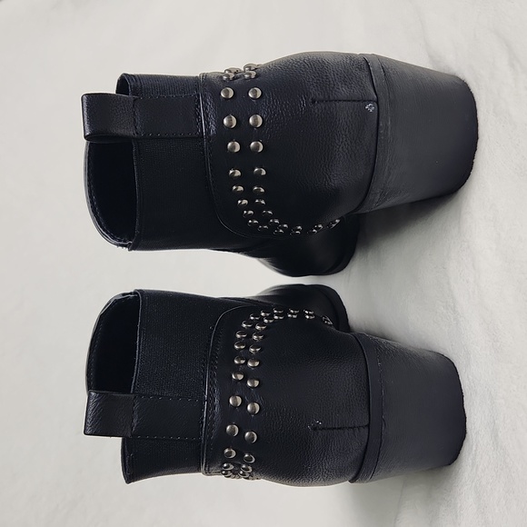 Indigo Rd. Studded Booties - Picture 3 of 6